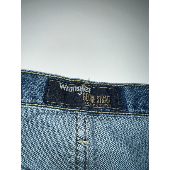 Wrangler George Strait collection men’s blue jeans - Picture 9 of 10